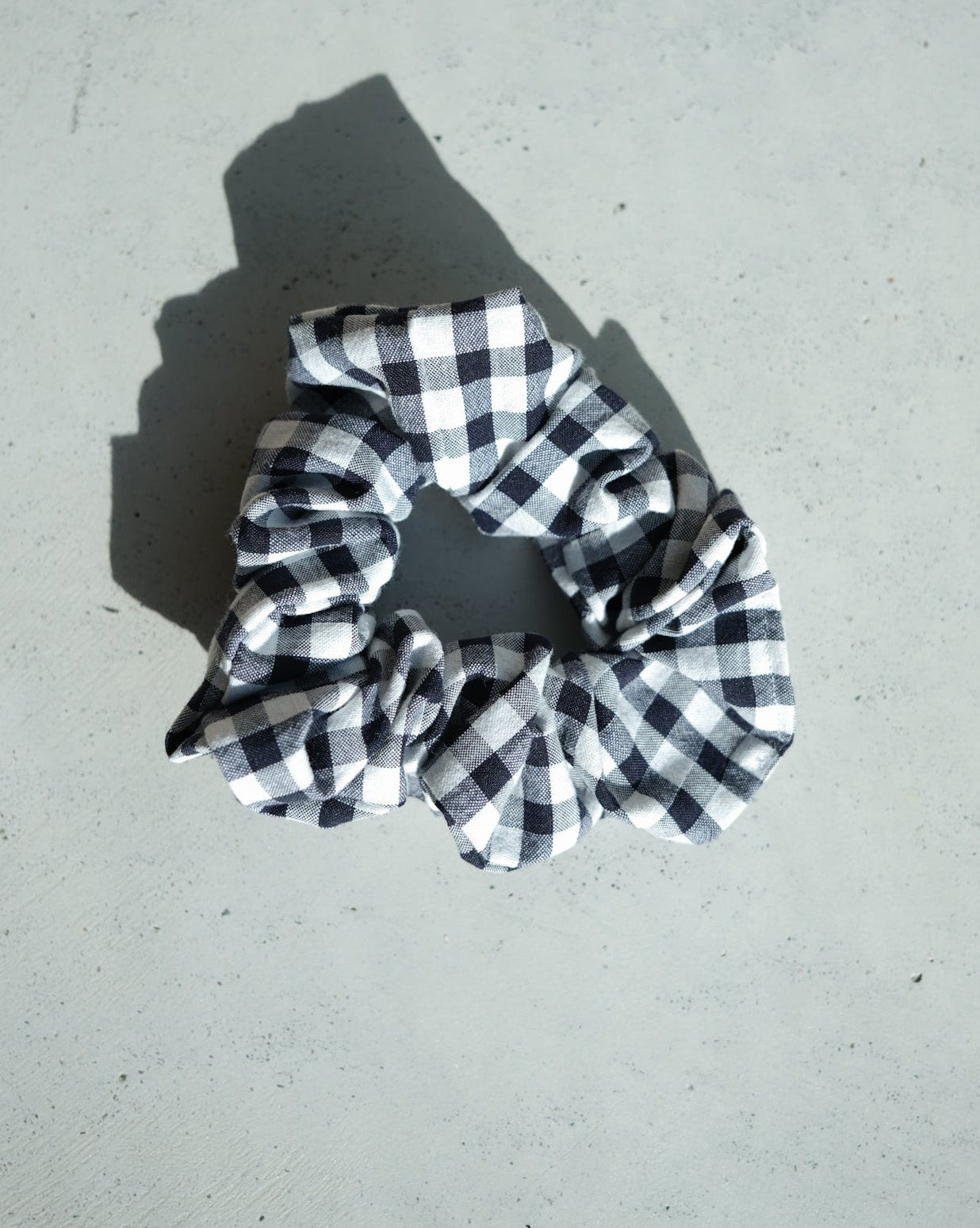 Scrunchie 02 - blue tiles